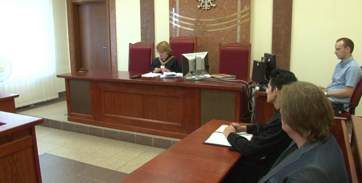 Rafał Gaweł opublikował kłamstwa, które zostały mu udowodnione i ma pozwolenie na dalsze kłamanie. Czy ma parasol nad sobą?