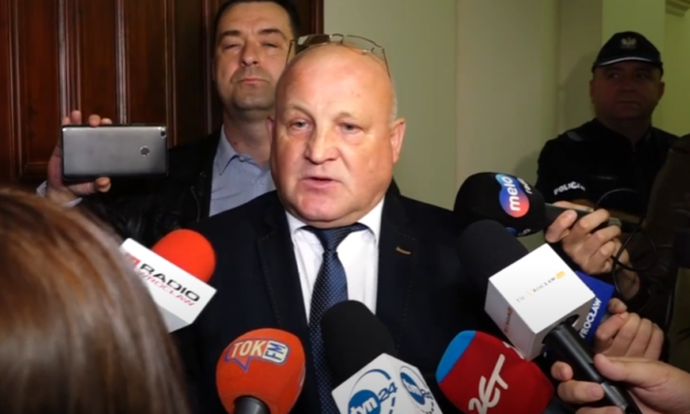 Piotr Rybak – patriota niszczony przez system opowiada o swoim dramacie