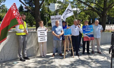 Rolnicy to polityczne prostytutki, a Polska wspiera bratobójczą wojnę – Słowa które padły na proteście zorganizowanym przez Partię Front Krzysztofa Tołwińskiego -wideo
